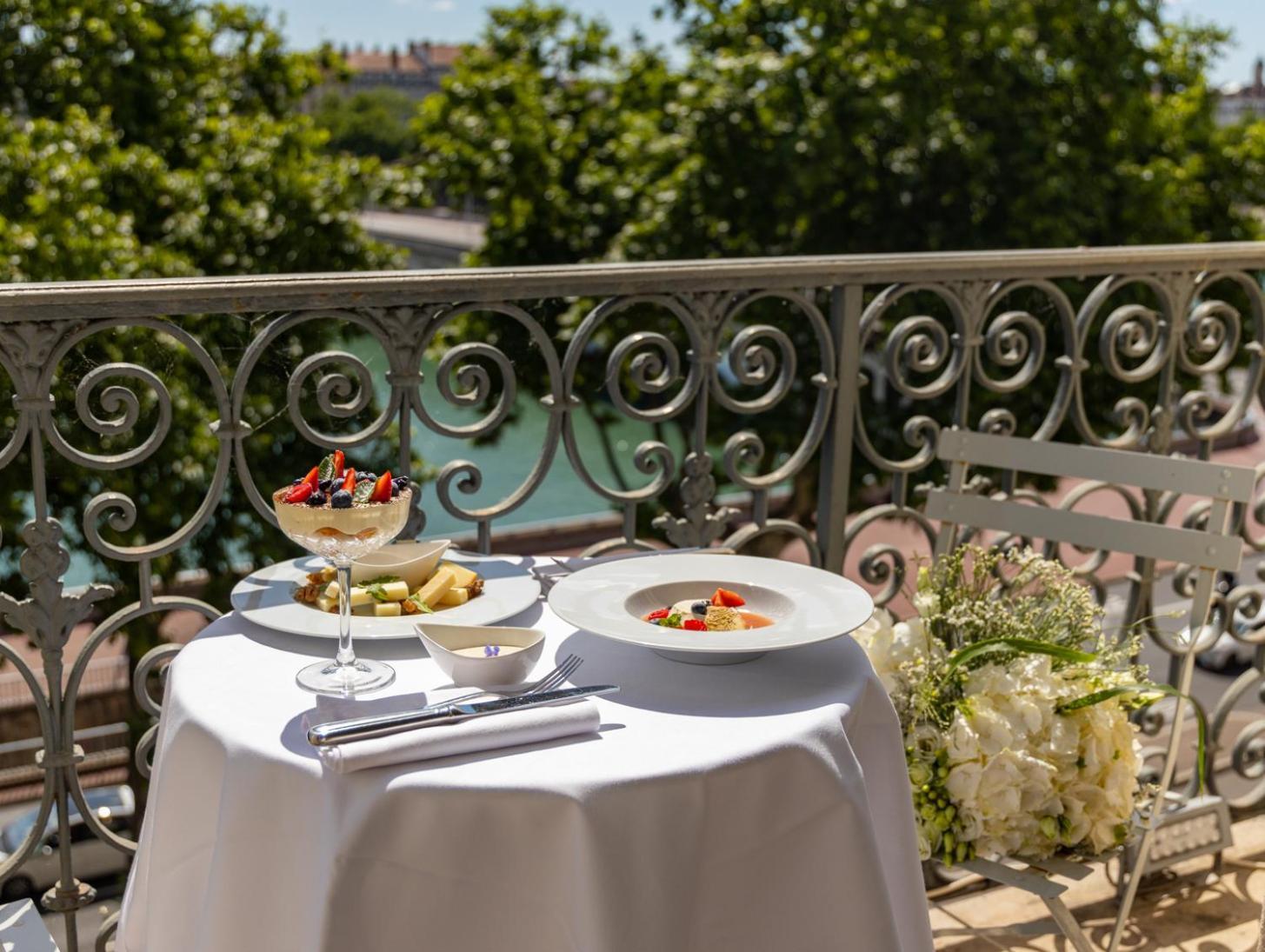 Boscolo Lyon Hotel & Spa Екстериор снимка