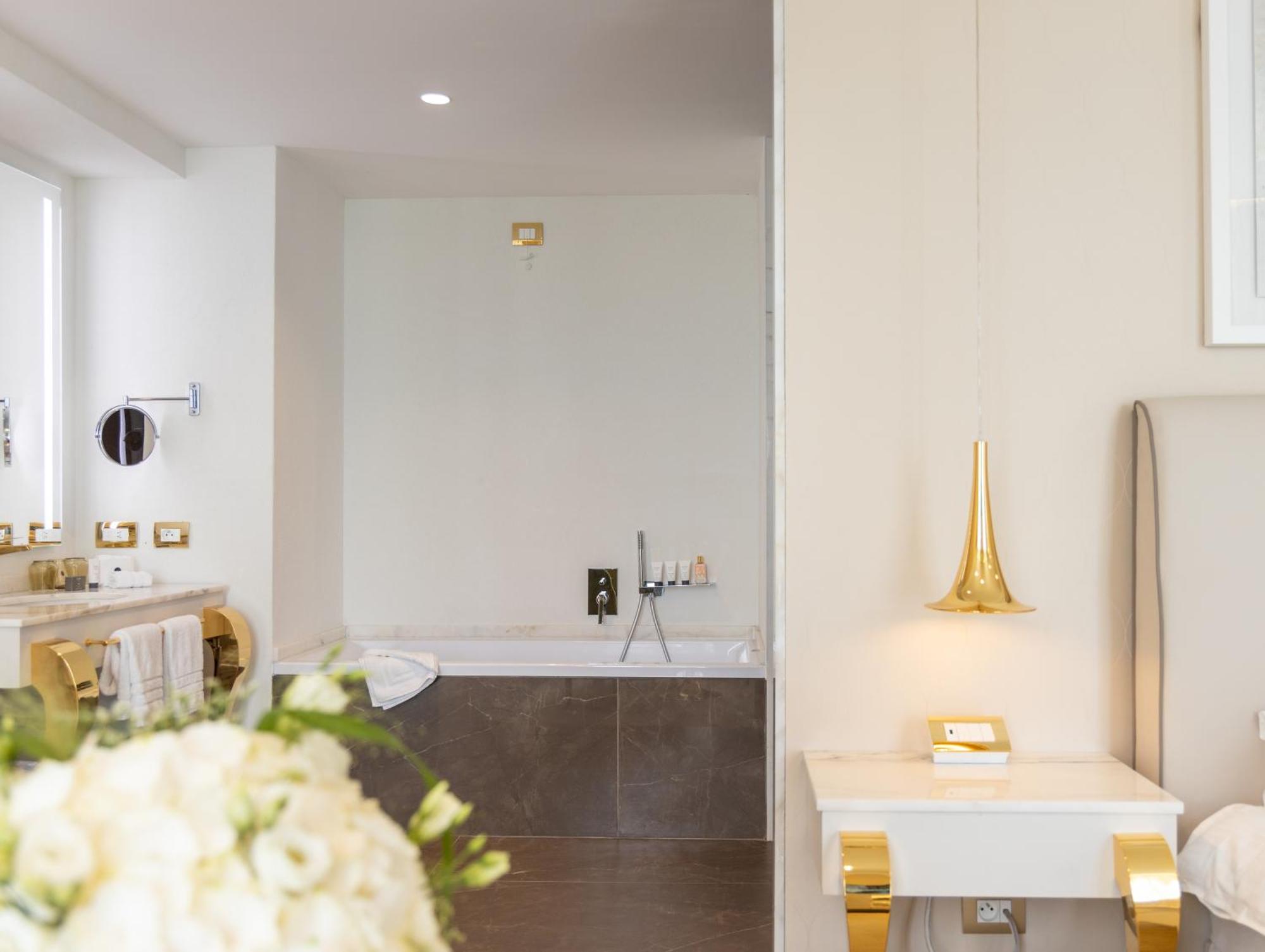 Boscolo Lyon Hotel & Spa Екстериор снимка